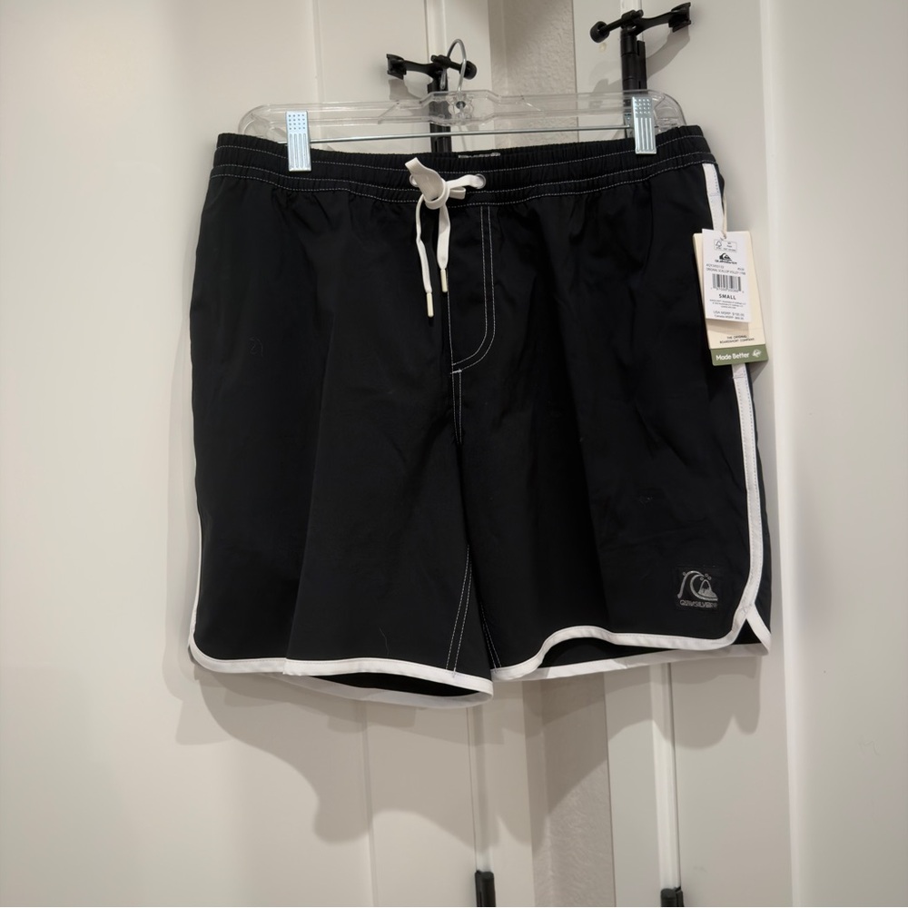 NWT Quiksilver Original Scallop Volley Swim Shorts